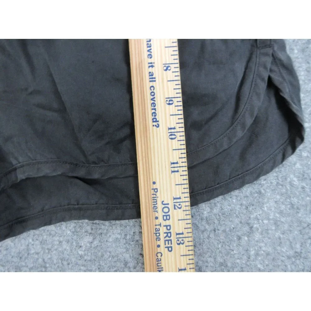 Lululemon Shorts Womens 4 Black Athletic Running Gym Drawstring Logo 26x12‎